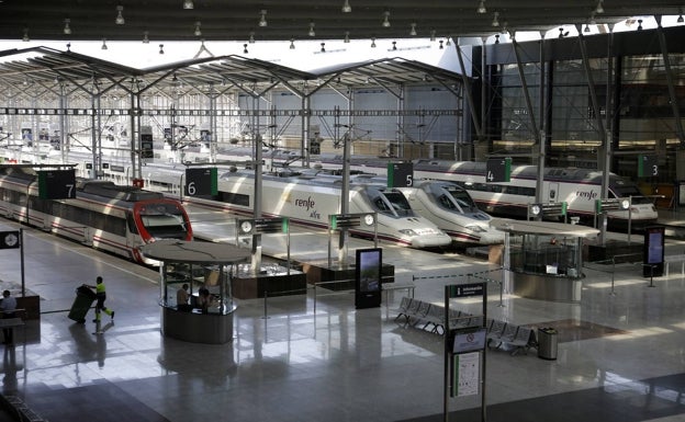 Renfe activa nueve trenes dobles entre Madrid y Málaga para paliar la falta de plazas en Navidad