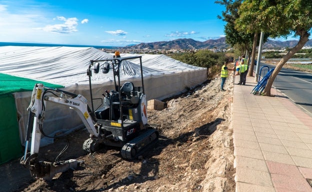 Inician las obras de un tercer tramo del carril bici que conecta Nerja y Maro