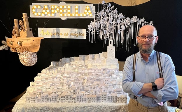 El escaparate de Capella que abre la Navidad cada año en Antequera