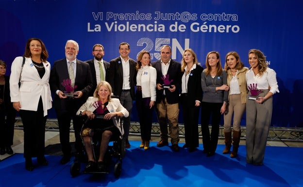 Juanma Moreno critica a quienes «manosean» e «ideologizan» la lucha contra la violencia de género