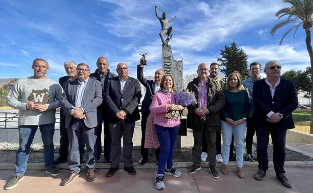 Torre del Mar inaugura su 'skate park' dedicado a Ignacio Echeverría, el 'héroe del monopatín'