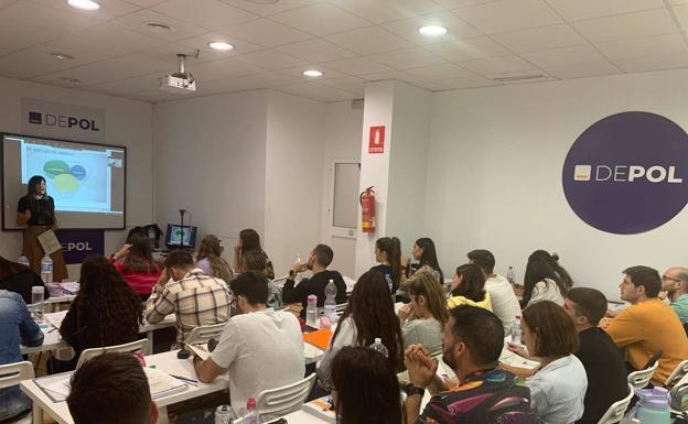 Los opositores aprovechan el 'boom' de jubilaciones