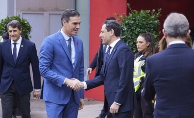 Pedro Sánchez y Juanma Moreno suspenden la confrontación para destacar el liderazgo andaluz en energías renovables