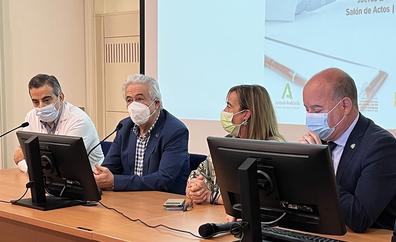 El oncólogo Emilio Alba sigue esperando que se invierta en España en investigación científica