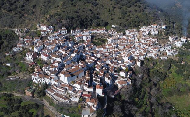 Benalauría instalará placas solares en edificios públicos