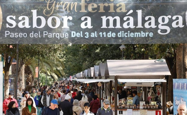 Gran afluencia de público en la primera jornada de la feria de productos de Málaga en el Parque