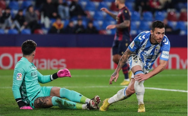 El Málaga, demasiado sacrificio y muy poca calidad ante el Levante (1-0)