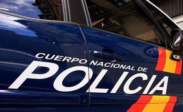 Detenido por intentar atracar una farmacia en Málaga poniendo un cuchillo en la espalda a un anciano