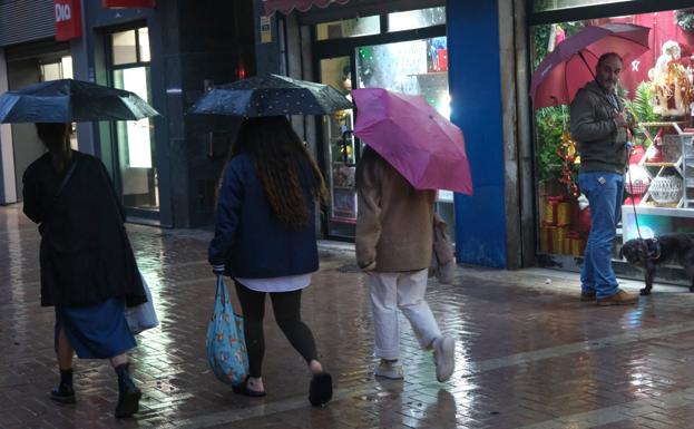 Aemet activa el aviso naranja por fuertes lluvias en casi toda la provincia de Málaga este viernes