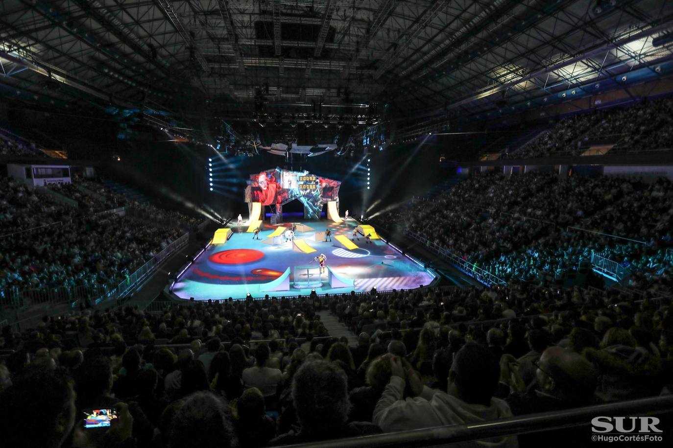 Estreno en Málaga de 'Crystal', montaje del Cirque du Soleil