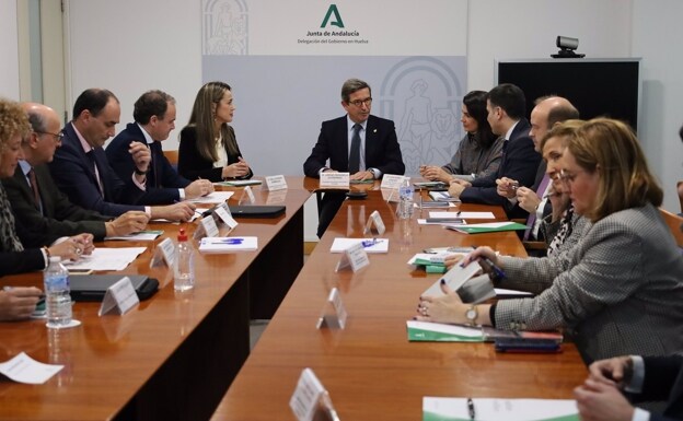 Jorge Paradela presidió la primera reunión de la Comisión de Minería en Huelva. 