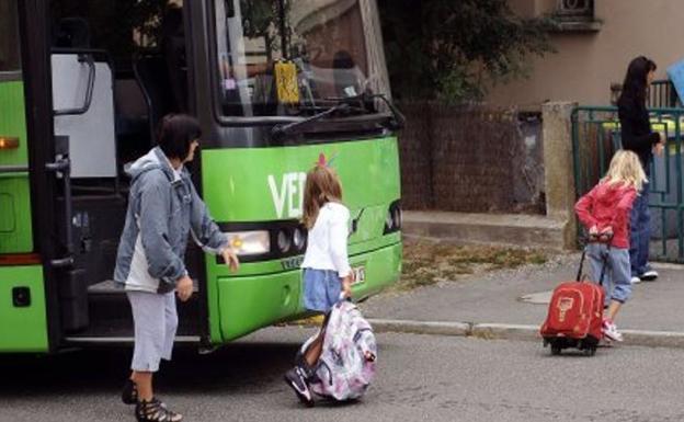 La Junta, obligada a actuar de urgencia para mantener las rutas escolares en Málaga