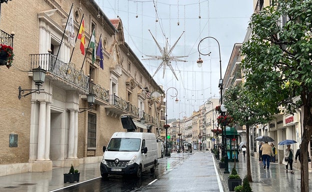 Terminada la calle principal de Antequera, se reabrirá este viernes a las 20 horas