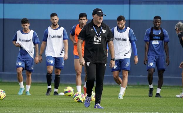 El Málaga aprueba el trabajo de Pepe Mel y confía en él para conseguir la salvación