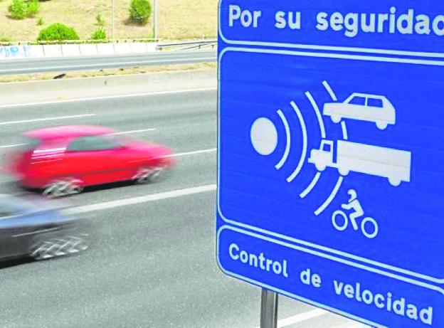 La gran diferencia entre pagar o cobrar de la Administración