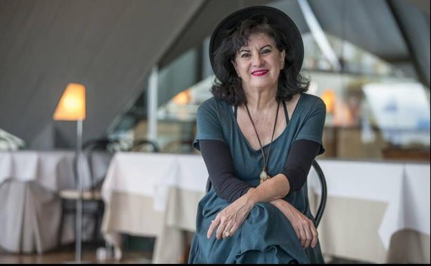 Aurora Luque gana el Premio Nacional de Poesía