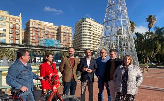 Dani Pérez acaba el último pleno del año suspendiendo al PP en movilidad en Málaga