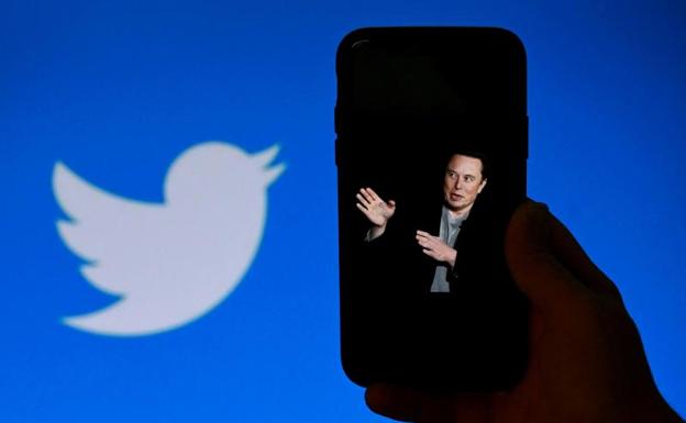 Musk dejará Twitter cuando encuentre a alguien lo «suficientemente tonto» para CEO