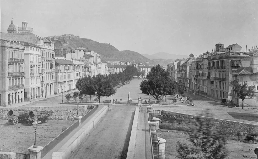 Así era la Málaga de 1899: Con cuatro monumentos, «sin robos» y en plena revolución urbana