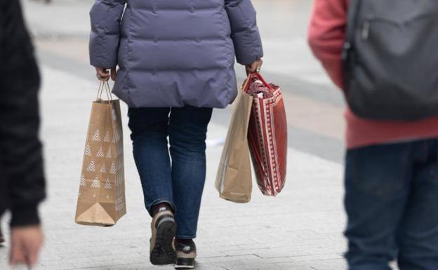 ¿Cuándo abren las tiendas durante esta Navidad en Málaga?