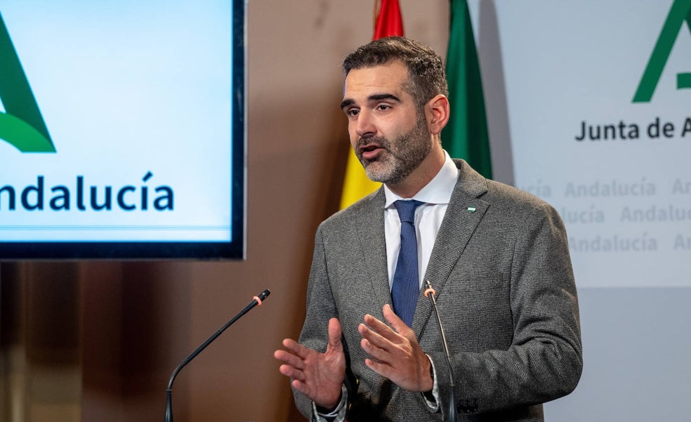 La Junta y el PSOE acaban el año político con reproches mutuos por la falta de acuerdos