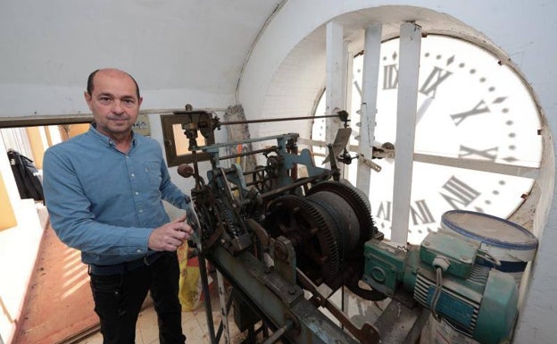 El relojero de las campanadas de fin de año en Málaga