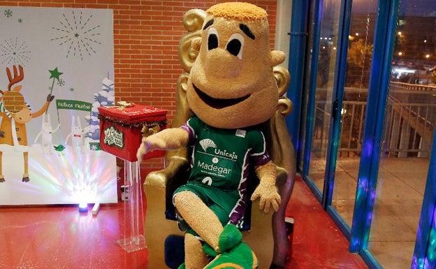 El Unicaja estará en la Cabalgata de Málaga con una carroza