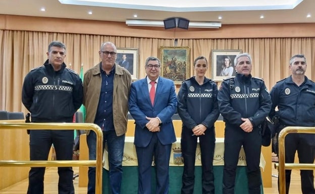 Vélez-Málaga ultima el proceso para incorporar a doce policías locales y Rincón suma cuatro