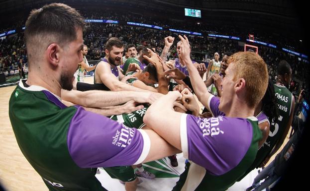 La defensa guía al Unicaja hacia la Copa del Rey