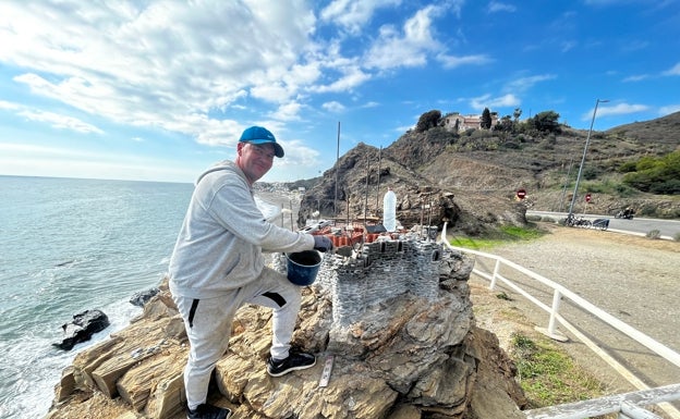 El nuevo pequeño gran castillo de Anton se levanta en Torrox