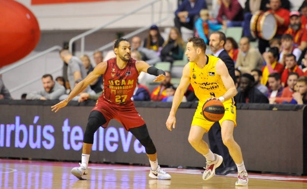 El Unicaja se sitúa cuarto, a tres jornadas del corte para la Copa