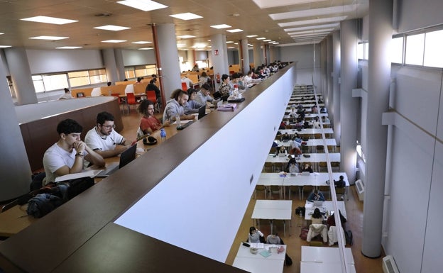 Opositores se sienten «injustamente» expulsados de las bibliotecas universitarias