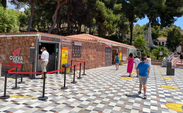 Los visitantes de la Cueva de Nerja vuelven a los datos anteriores al Covid