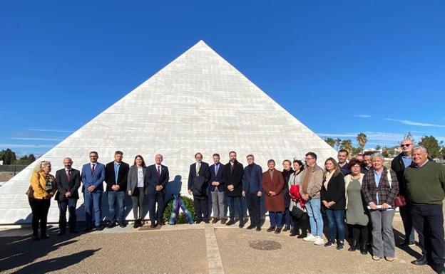 De la Torre avanza que el centro de interpretación de San Rafael dignificará a las víctimas de la república y de la dictadura