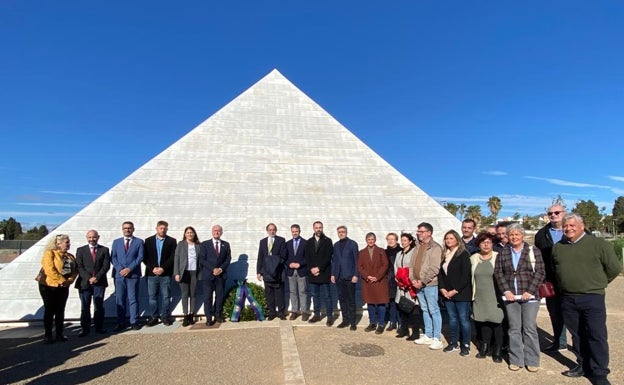 Francisco de la Torre a Daniel Pérez: «Llamar porquería al plan de vivienda es una frivolidad indefendible»