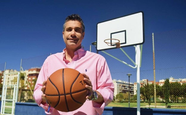 Francis Tomé toma las riendas del CAB Estepona