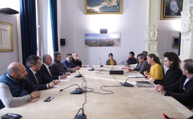 El Ayuntamiento de Málaga insiste en que La Invisible tendrá que compartir espacio con otros colectivos si quiere seguir en el edificio