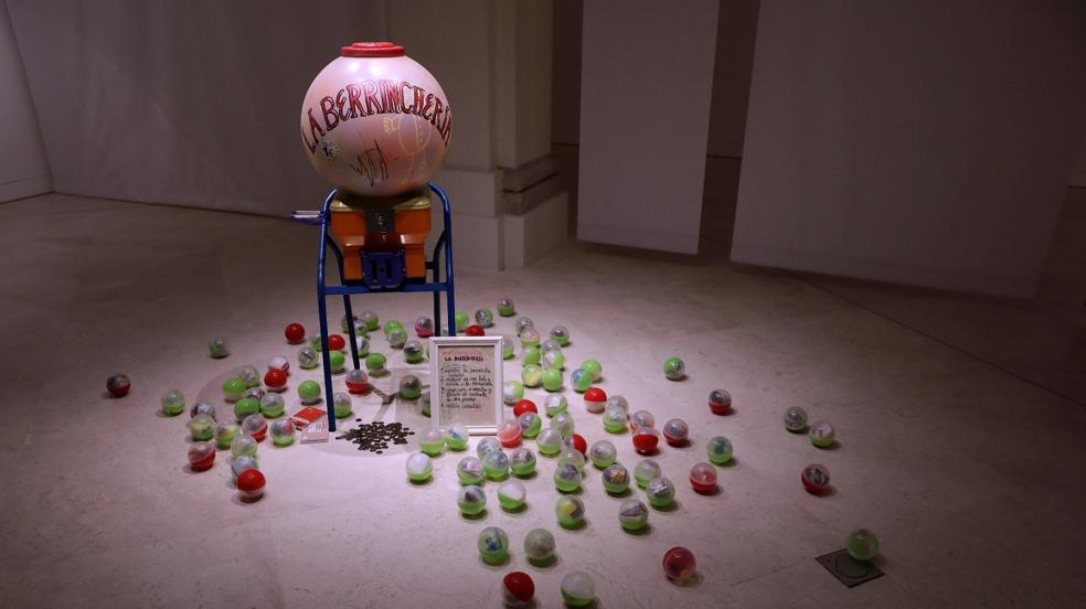 La muestra 'Tiempo muerto' en el Museo de Málaga en imágenes