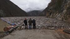 Obstruido el río Drina en Bosnia por enormes cantidades de basura