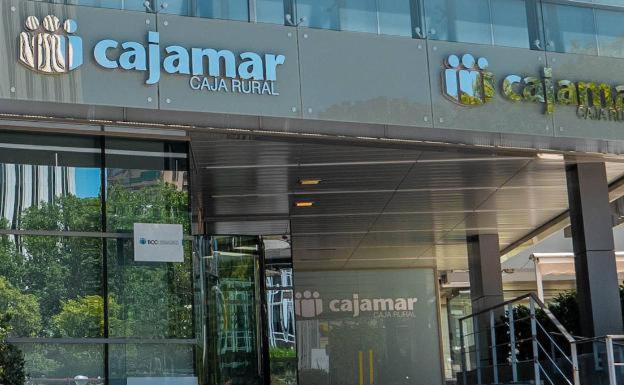 Cajamar anuncia la vuelta a la normalidad de sus servicios tras casi cuatro días de incidencia técnica