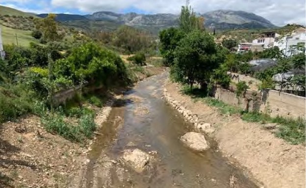 La Diputación financia con 567.000 euros dos actuaciones para integrar el casco urbano de Riogordo con la Gran Senda