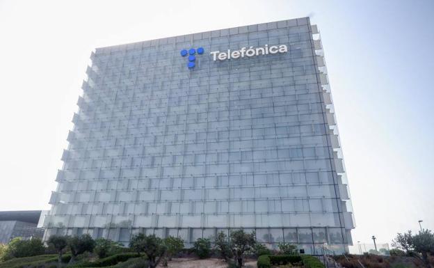 Telefónica subirá el sueldo a sus trabajadores un 7,8% este año