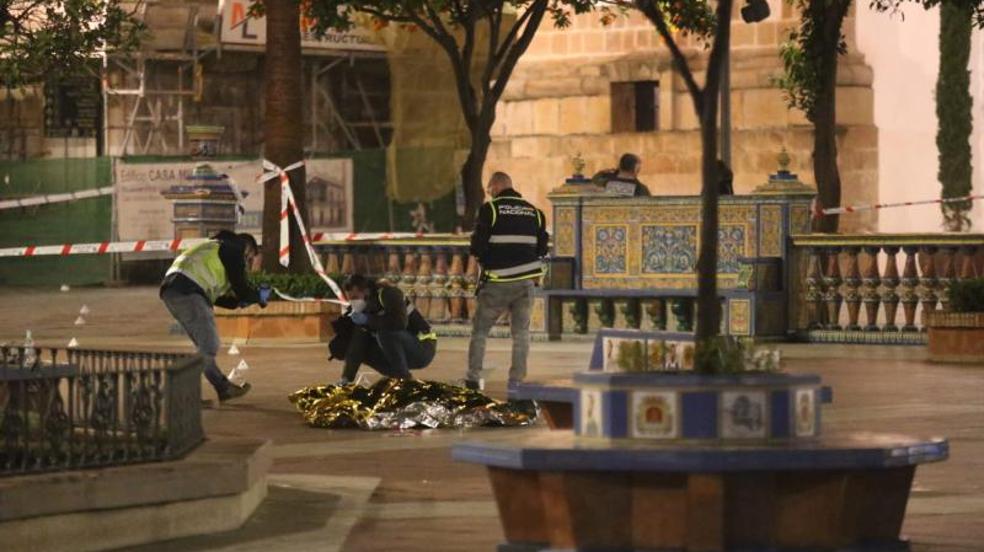 El ataque contra varias iglesias de Algeciras, en imágenes