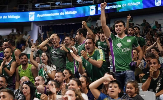 La afición del Unicaja se moviliza y el Carpena se prepara para una gran noche europea; quedan poco más de 1.000 entradas