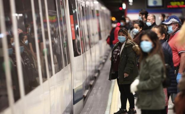 Ya hay fecha para la retirada de las mascarillas en el transporte público