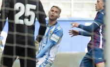 Villalba, baja del Málaga ante el Sporting por contrato: «Me hubiera gustado jugar; me encuentro mejor que nunca»