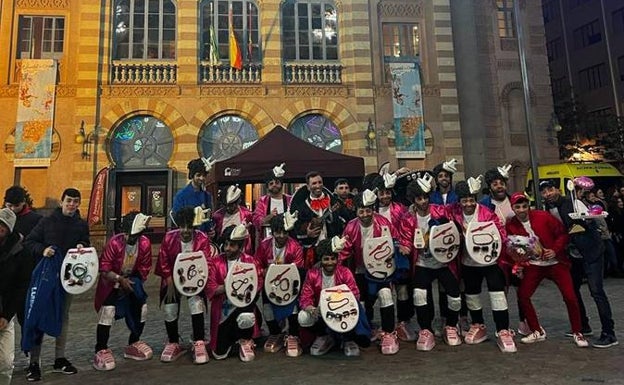 Gran polémica en Cádiz tras acusaciones machistas a los componentes de una murga de Málaga