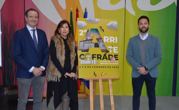 La II Feria de Arte Cofrade de la Serranía de Ronda pone en valor el patrimonio de las hermandades en Arriate