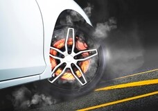 Los frenos de tu coche también contaminan