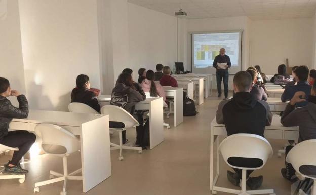 Arranca un curso de premonitor deportivos en Manilva
